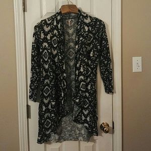 Geometric black and gray cardigan